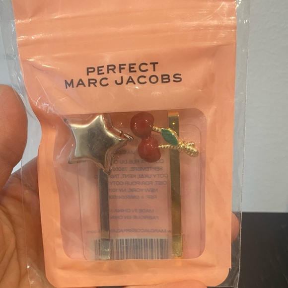 Marc Jacobs hair pin set - Picture 2 of 4